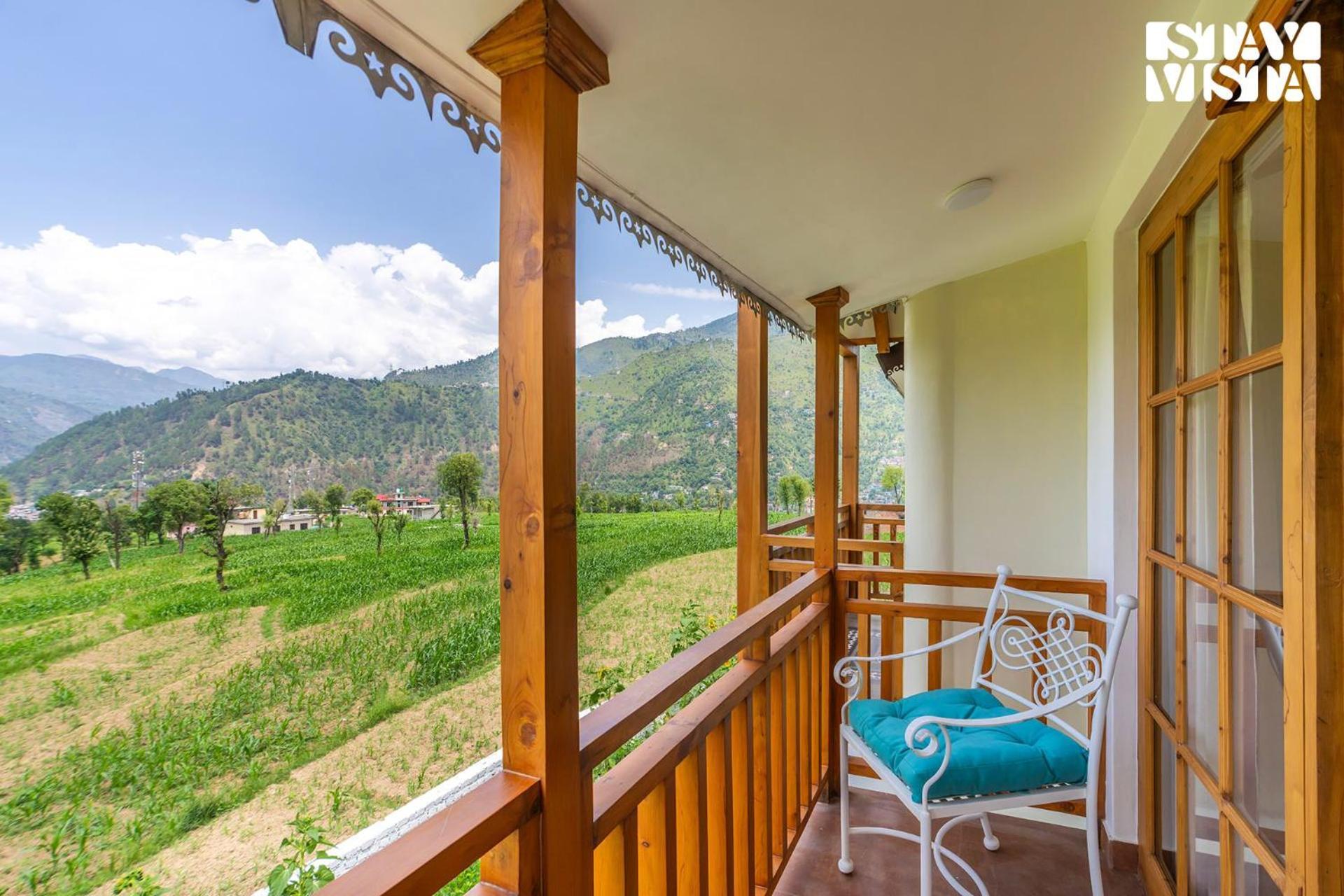 Stayvista At The Oakridge 4 Bhk Villa In Dharamshala With Jacuzzi & Balcony Chamba (Himachal Pradesh) Exterior foto
